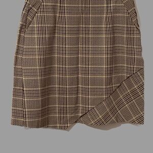 CABI plaid mini skirt size medium